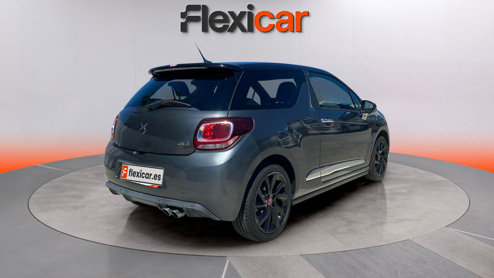 https://cdn-flexicar.caraffinity.it/public_appraisal_images_pro/images/stock/171805/KdztCUIeR2__IMG-20250730-WA0104.jpg