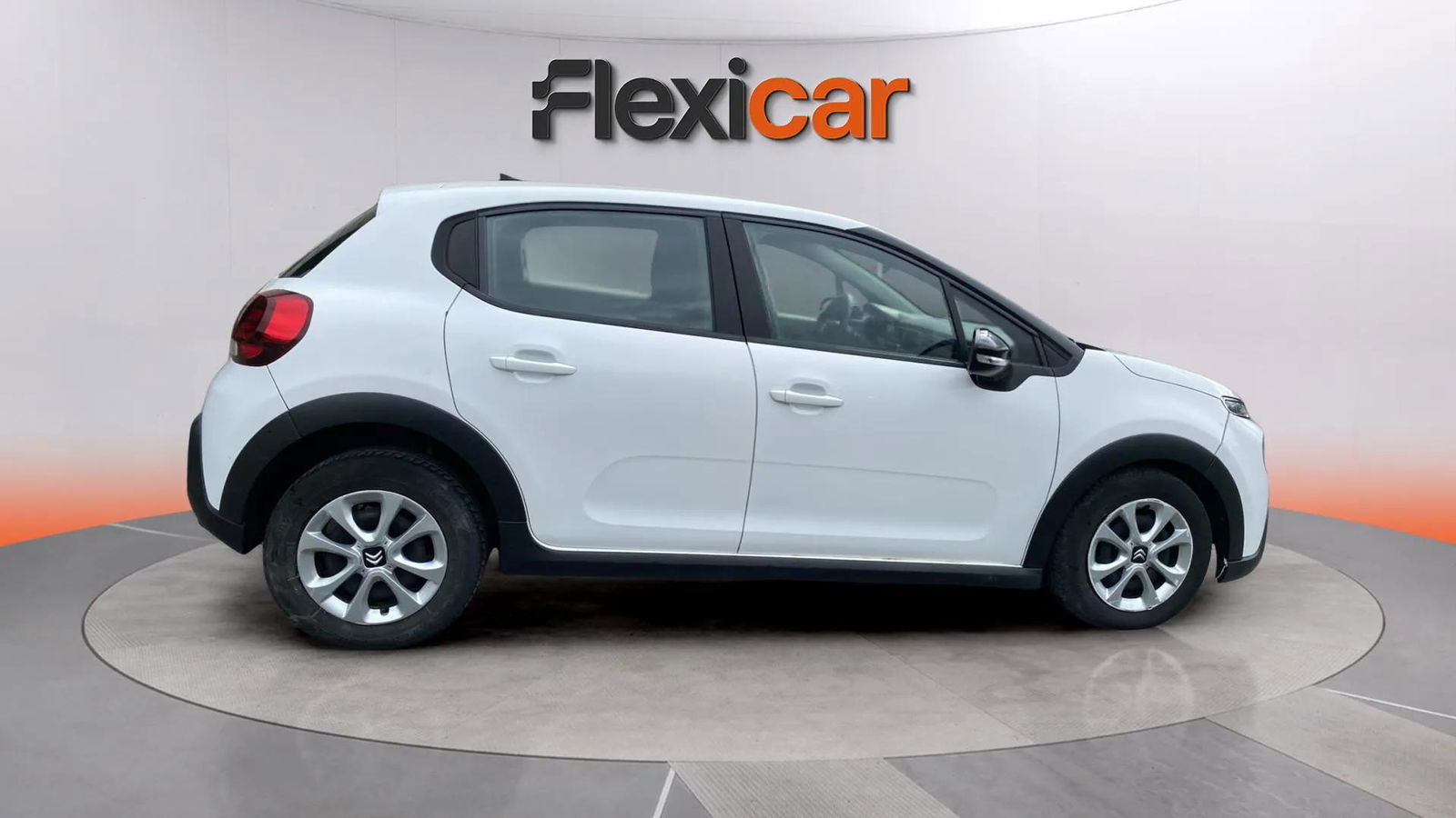https://cdn-flexicar.caraffinity.it/public_appraisal_images_pro/images/stock/172426/b9FTsJzYSB__9784LDB_4a9757b6cc7b449d9d8364241cdffa59_Exterior_6.jpeg.jpg