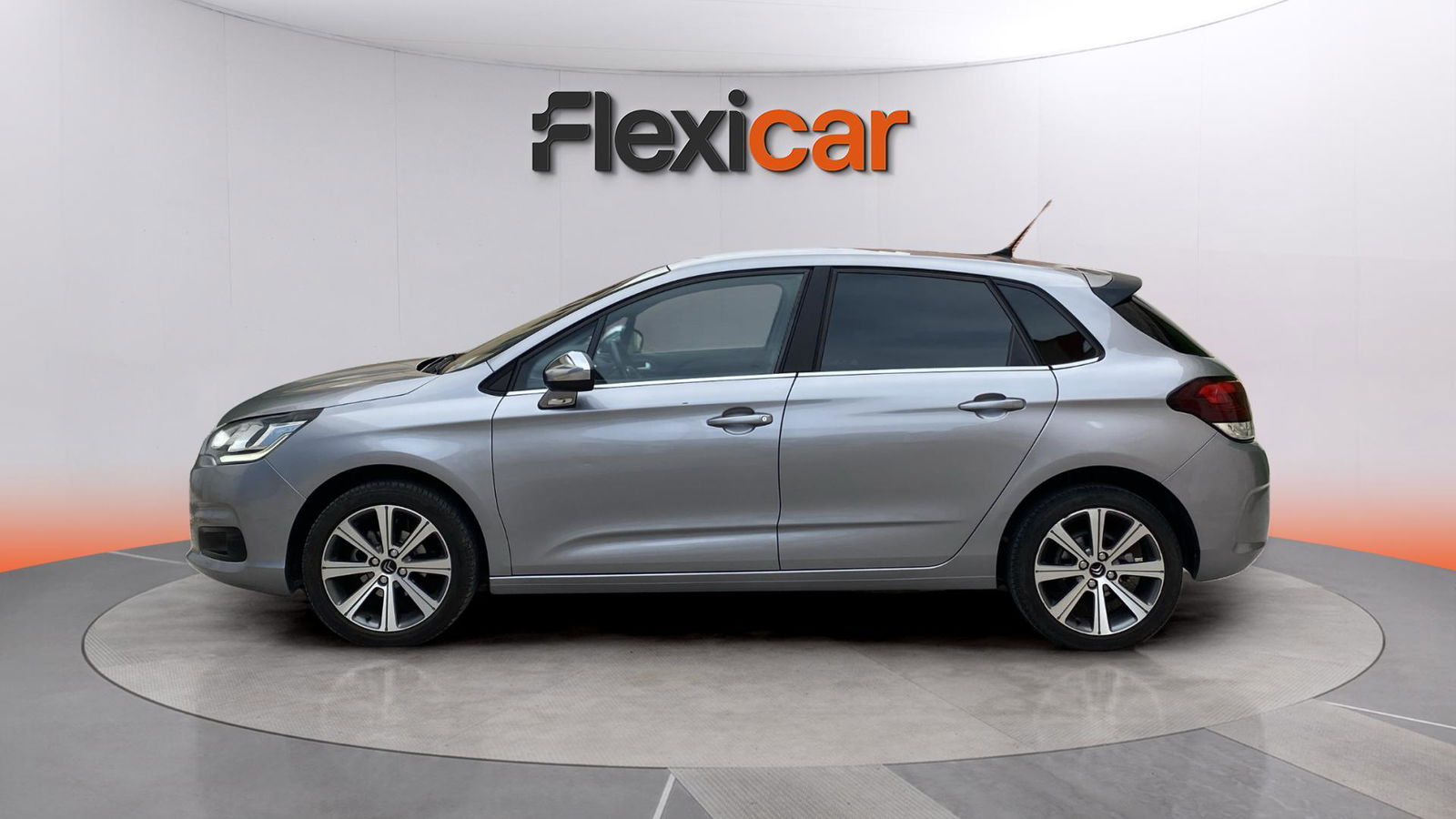 https://cdn-flexicar.caraffinity.it/public_appraisal_images_pro/images/stock/173109/72B9M9DYtV__8799JSV_810b8974403f4cd9866cb0d9a66a8b7d_Exterior_2.jpeg.jpg