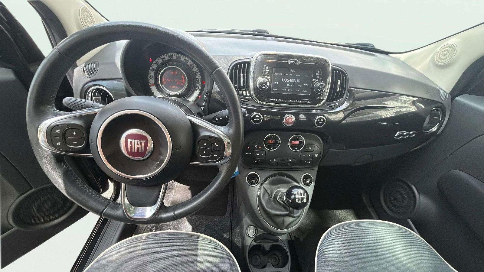https://cdn-flexicar.caraffinity.it/public_appraisal_images_pro/images/stock/173245/whKcdAzIA7__4349JVW_78e70cb99447411bb8adc332b3be1464_Interior_9.jpeg.jpg