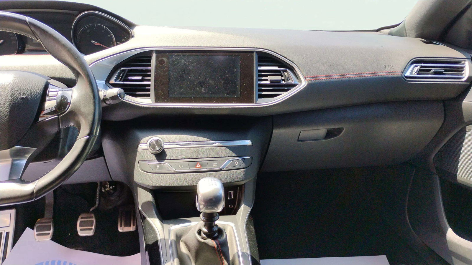 https://cdn-flexicar.caraffinity.it/public_appraisal_images_pro/images/stock/173487/0B8mubFpql__1214JMF_1b00c9dc811f40a08d0aff03bcd4d956_Interior_7.jpg.jpg