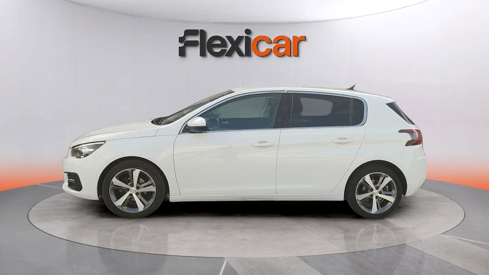 https://cdn-flexicar.caraffinity.it/public_appraisal_images_pro/images/stock/175856/NtSTTaG9XX__1_2_Exterior_9497KKP_9fd966edf17640819872efc1217210b3_Exterior_2.jpg.jpg