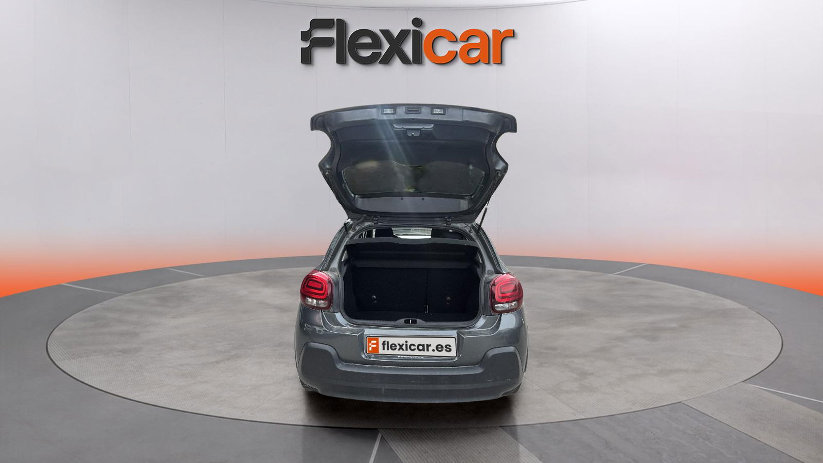 https://cdn-flexicar.caraffinity.it/public_appraisal_images_pro/images/stock/177792/K2P62lRSwG__IMG_8952.jpeg