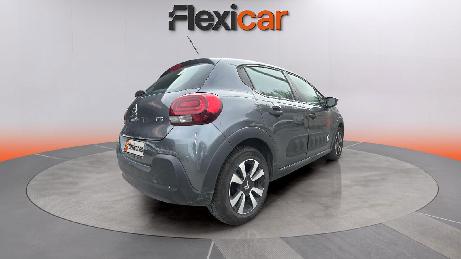 https://cdn-flexicar.caraffinity.it/public_appraisal_images_pro/images/stock/177792/bY1GJ5jlp9__IMG_8971.jpeg