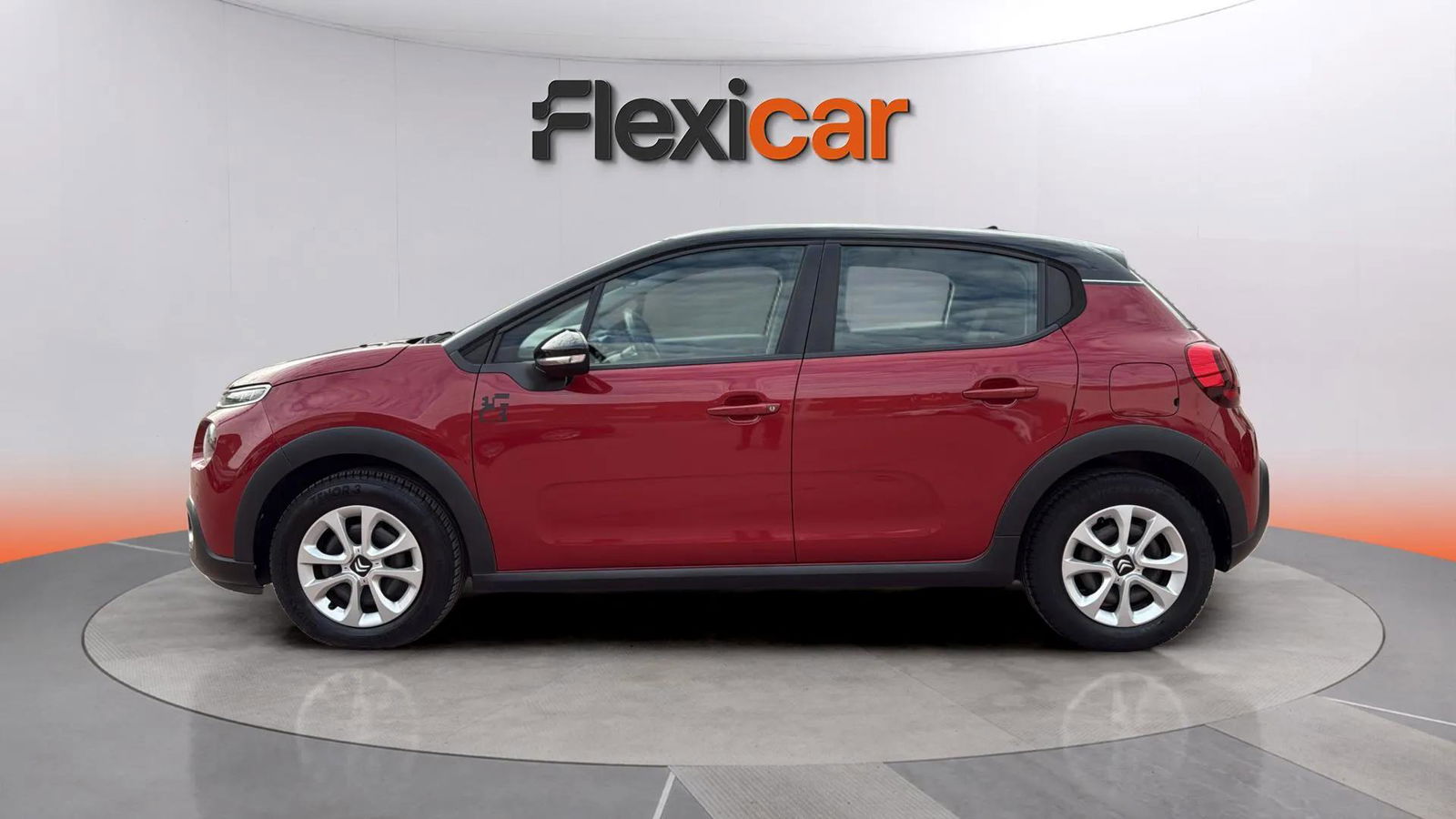 https://cdn-flexicar.caraffinity.it/public_appraisal_images_pro/images/stock/178046/FQ60epo5OC__VF7SXHMZ6JT509140_bf215f7c220849d092fc5bfcf28d4e72_Exterior_2.jpeg.jpg