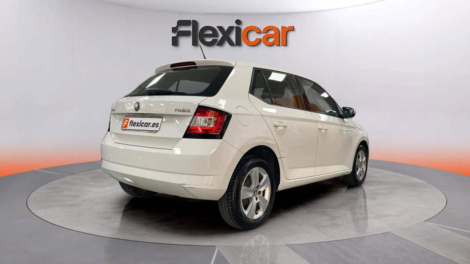 https://cdn-flexicar.caraffinity.it/public_appraisal_images_pro/images/stock/179928/dXujJFlpPl__9146JMV_34ddc74cee3348d6bc47c15b49da7059_Exterior_5.jpeg.jpg