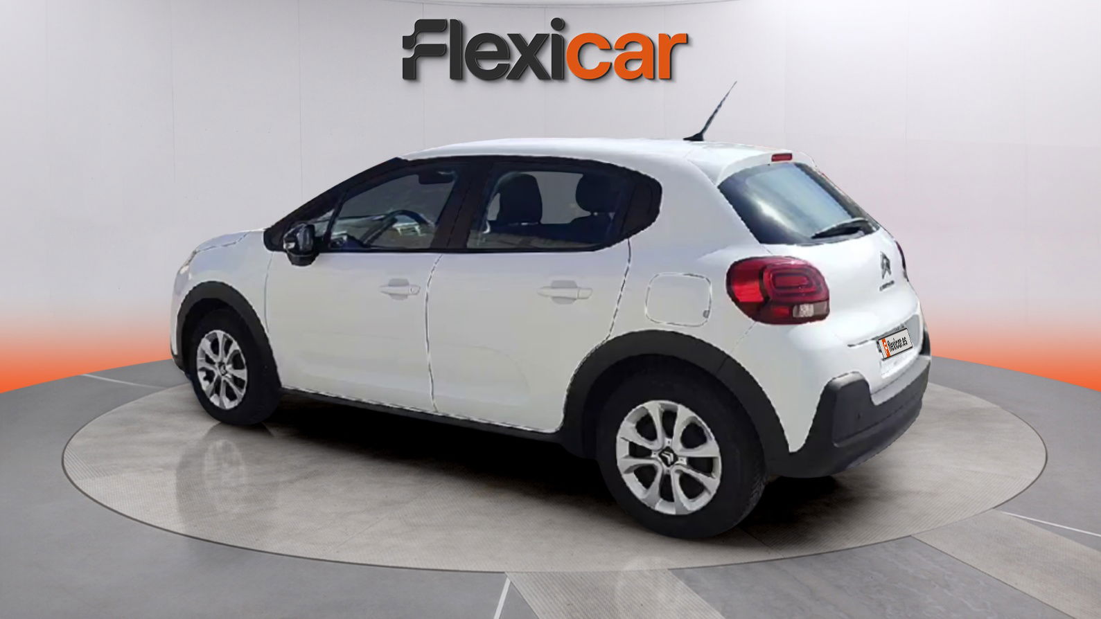 https://cdn-flexicar.caraffinity.it/public_appraisal_images_pro/images/stock/180432/iwGNbIf8i9__45611097-8bb3-4cd1-9692-3eddc3f41e91.jpg