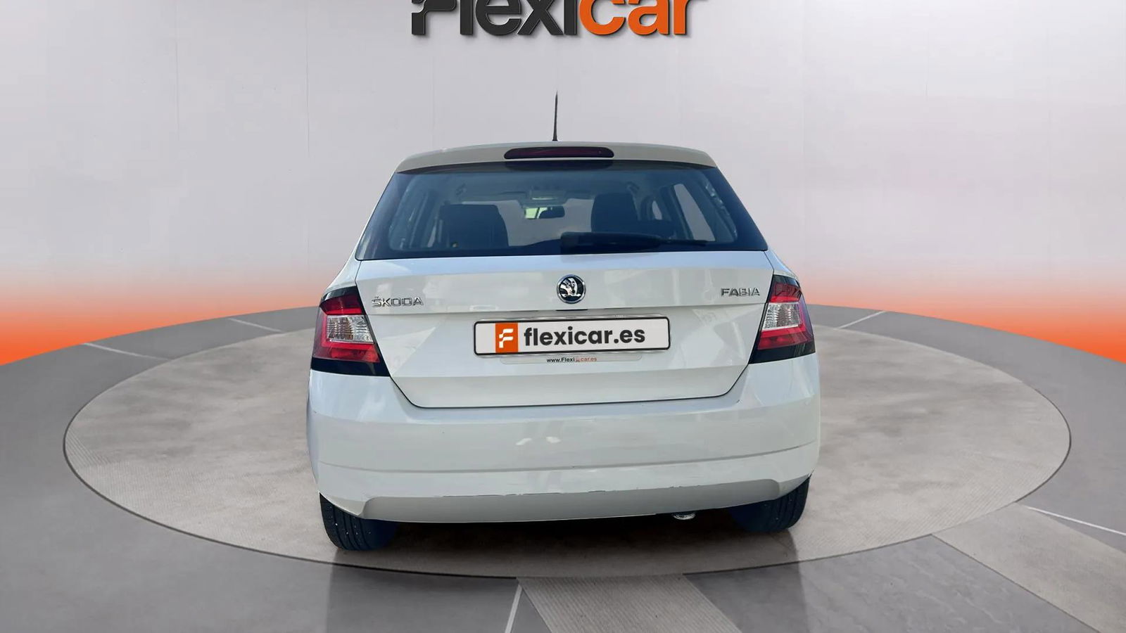 https://cdn-flexicar.caraffinity.it/public_appraisal_images_pro/images/stock/180875/zUCcMjLnQ7__hh_01f60991fc334f078b8b88b88400d4b0_Exterior_4.jpeg.jpg