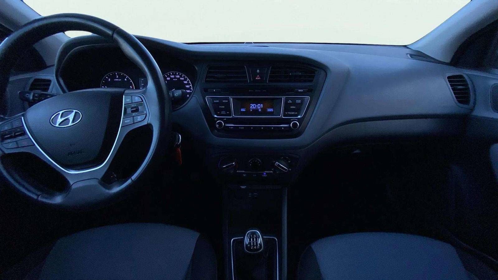 https://cdn-flexicar.caraffinity.it/public_appraisal_images_pro/images/stock/181352/pMNG0FqWPe__8054JXV_1b11ef03200f4e7fa0e52961f8b7f8bb_Interior_7.jpeg.jpg