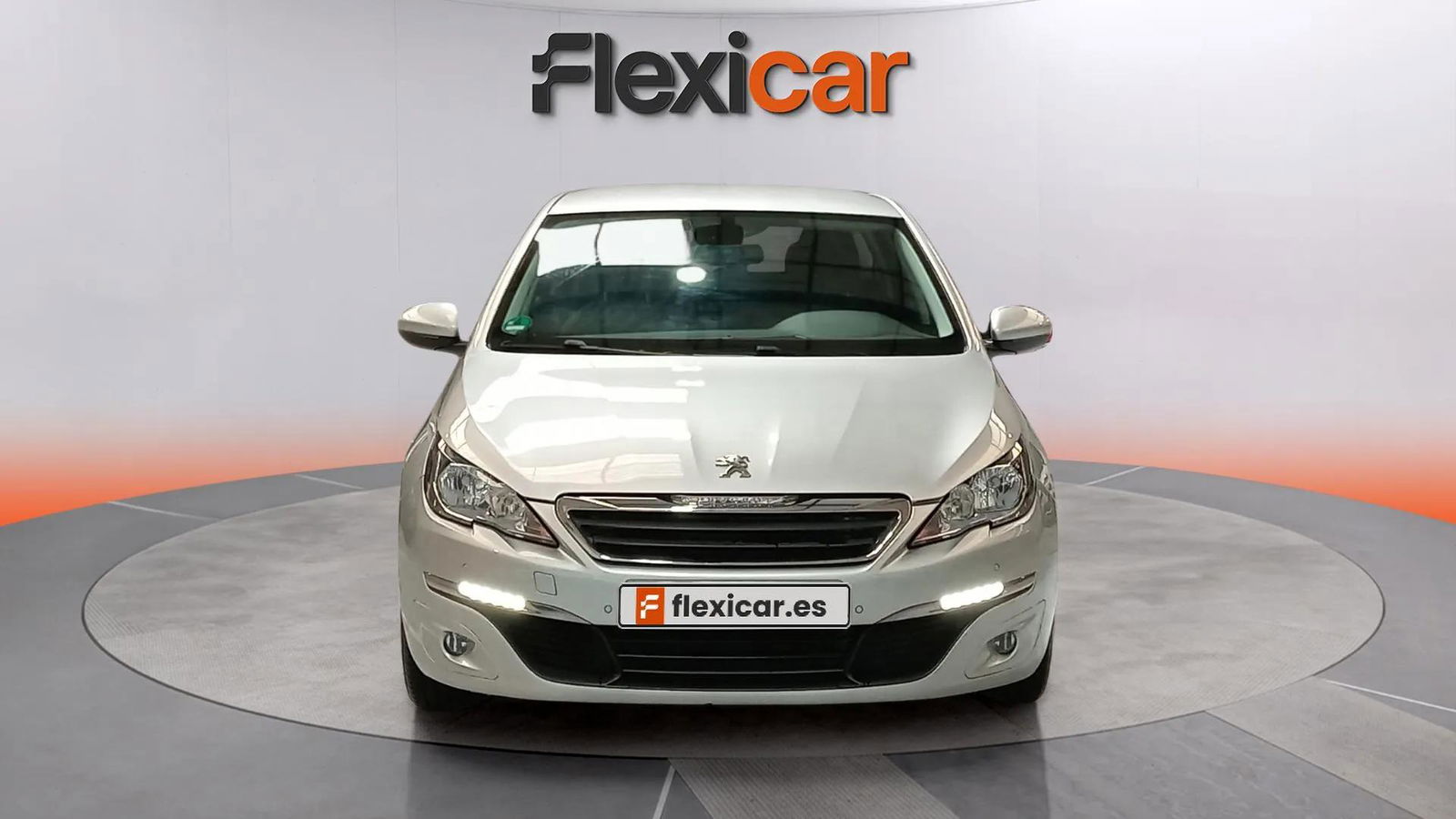https://cdn-flexicar.caraffinity.it/public_appraisal_images_pro/images/stock/181536/EAdejlDdiH__0521NCR_f6399aed79984a89b8c692e3746c1ef7_Exterior_8.jpg.jpg