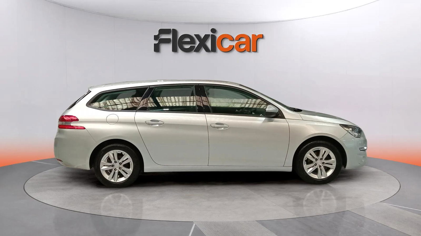 https://cdn-flexicar.caraffinity.it/public_appraisal_images_pro/images/stock/181536/H0uMm4PLrD__0521NCR_f6399aed79984a89b8c692e3746c1ef7_Exterior_6.jpg.jpg