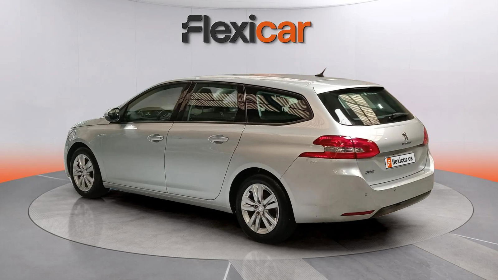 https://cdn-flexicar.caraffinity.it/public_appraisal_images_pro/images/stock/181536/LtYKLqGjUZ__0521NCR_f6399aed79984a89b8c692e3746c1ef7_Exterior_3.jpg.jpg