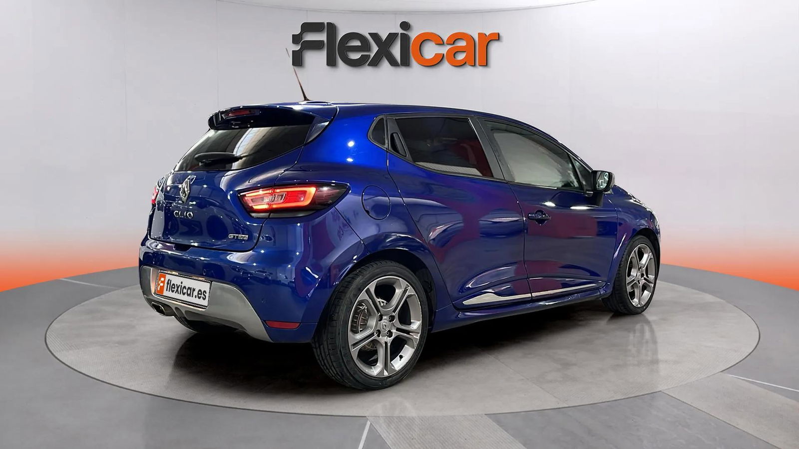 https://cdn-flexicar.caraffinity.it/public_appraisal_images_pro/images/stock/181593/Tib8GbuiVK__7848JYX_93e54255453f4df7842d188ebba9662d_Exterior_5.jpeg.jpg