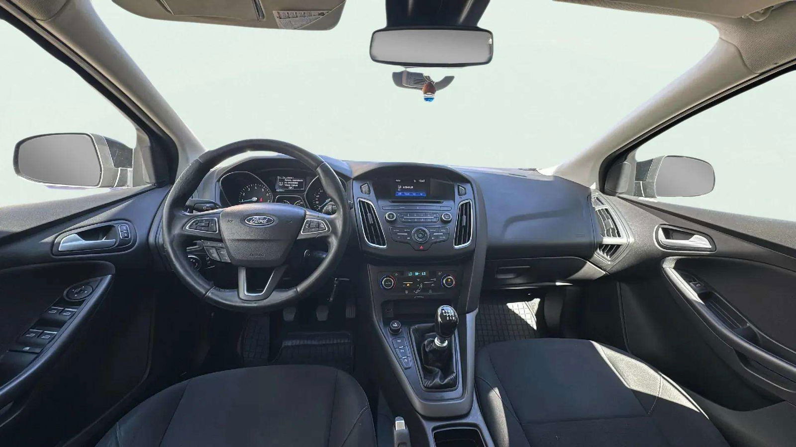 https://cdn-flexicar.caraffinity.it/public_appraisal_images_pro/images/stock/181724/bU4976B8X7__175792963925317579296392530250a815-a209-4ab2-b10e-cfa26799efa7.jpg