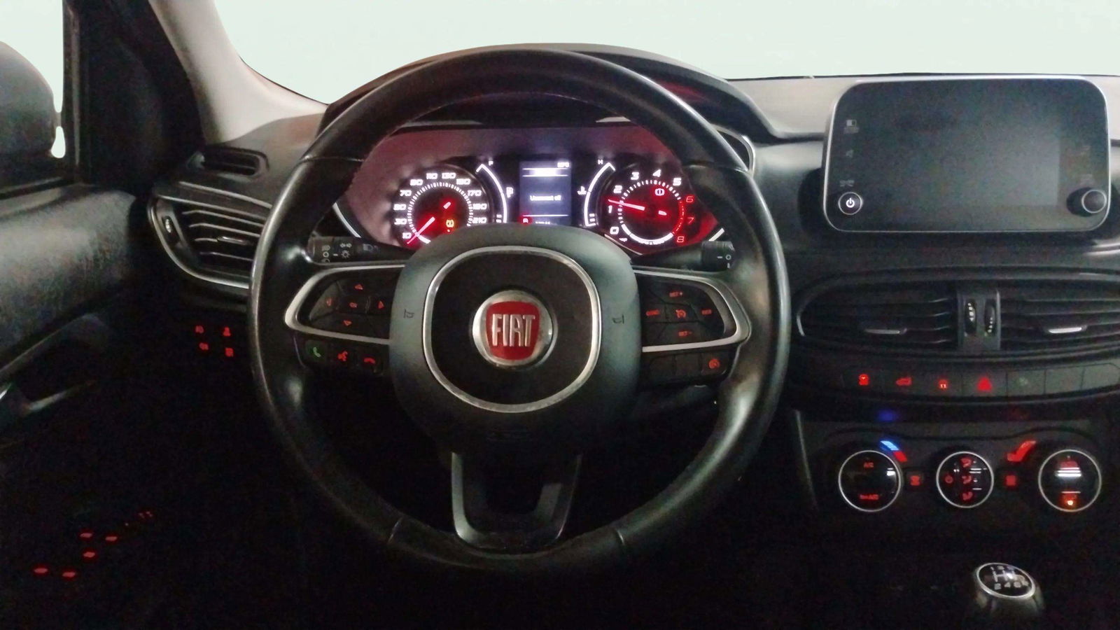 https://cdn-flexicar.caraffinity.it/public_appraisal_images_pro/images/stock/182057/aEq7P2yWLw__2_8_Interior_6269LBF_492348a781ed4809a1f4ef915609d2e3_Interior_8.jpg.jpg