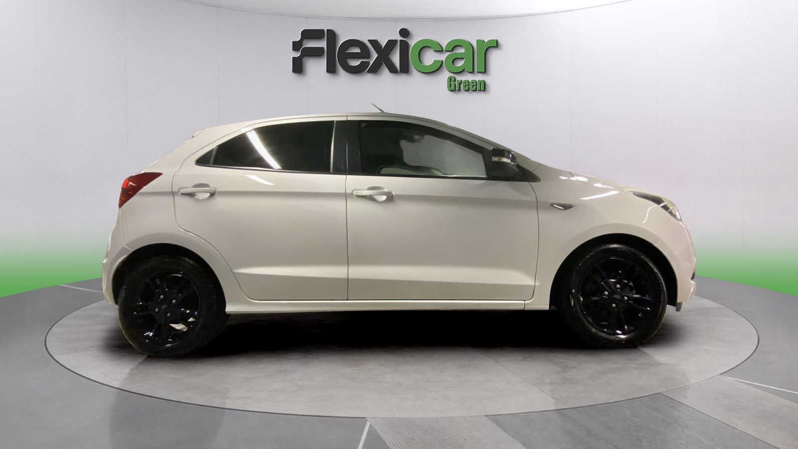 https://cdn-flexicar.caraffinity.it/public_appraisal_images_pro/images/stock/182069/KEeSj4zyvu__0707KDG_ba399fb350b54e98b2d63d67f2fb4507_Exterior_3.jpg