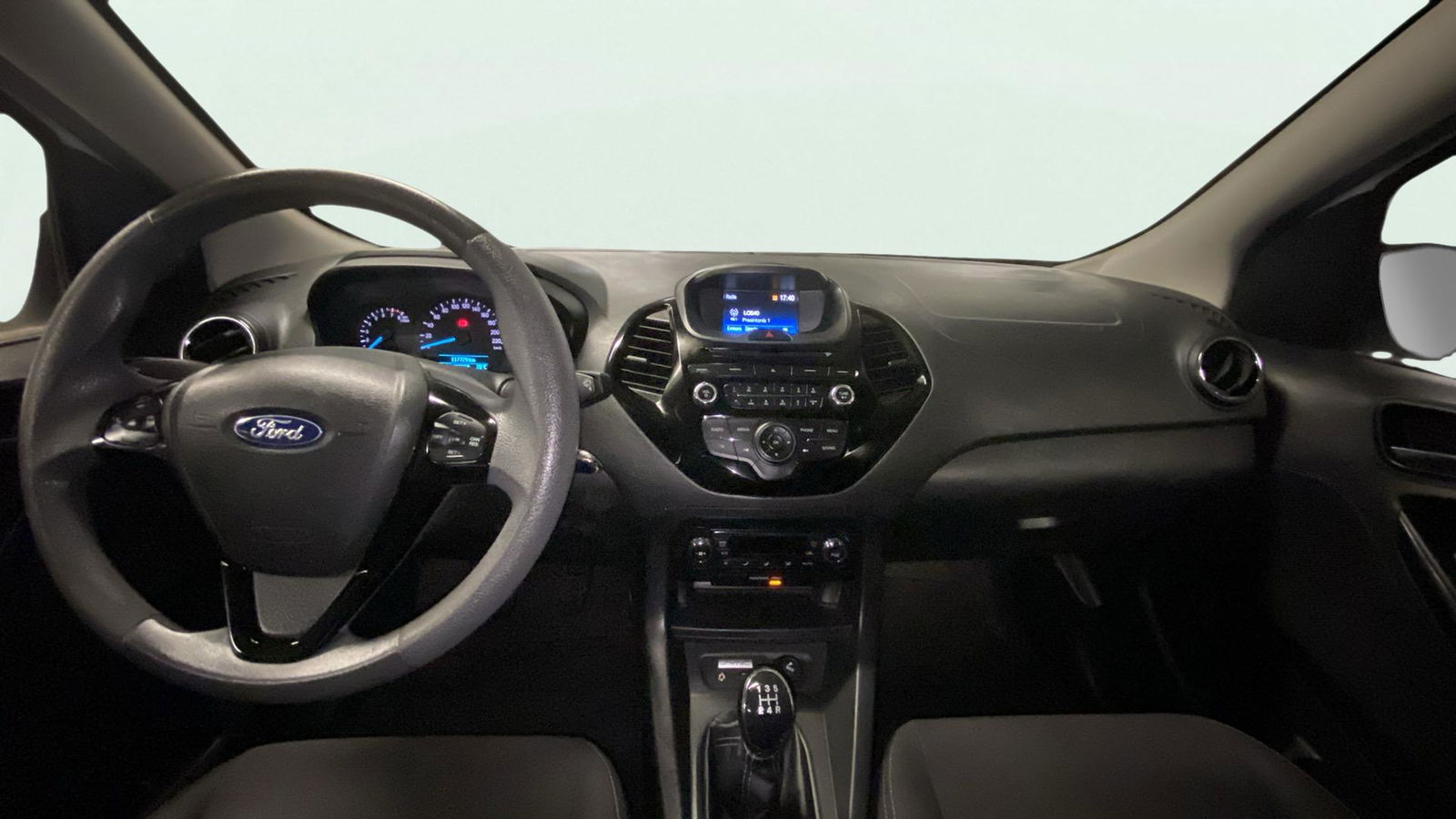 https://cdn-flexicar.caraffinity.it/public_appraisal_images_pro/images/stock/182069/yktaInpEoh__0707KDG_ba399fb350b54e98b2d63d67f2fb4507_Interior_6.jpg