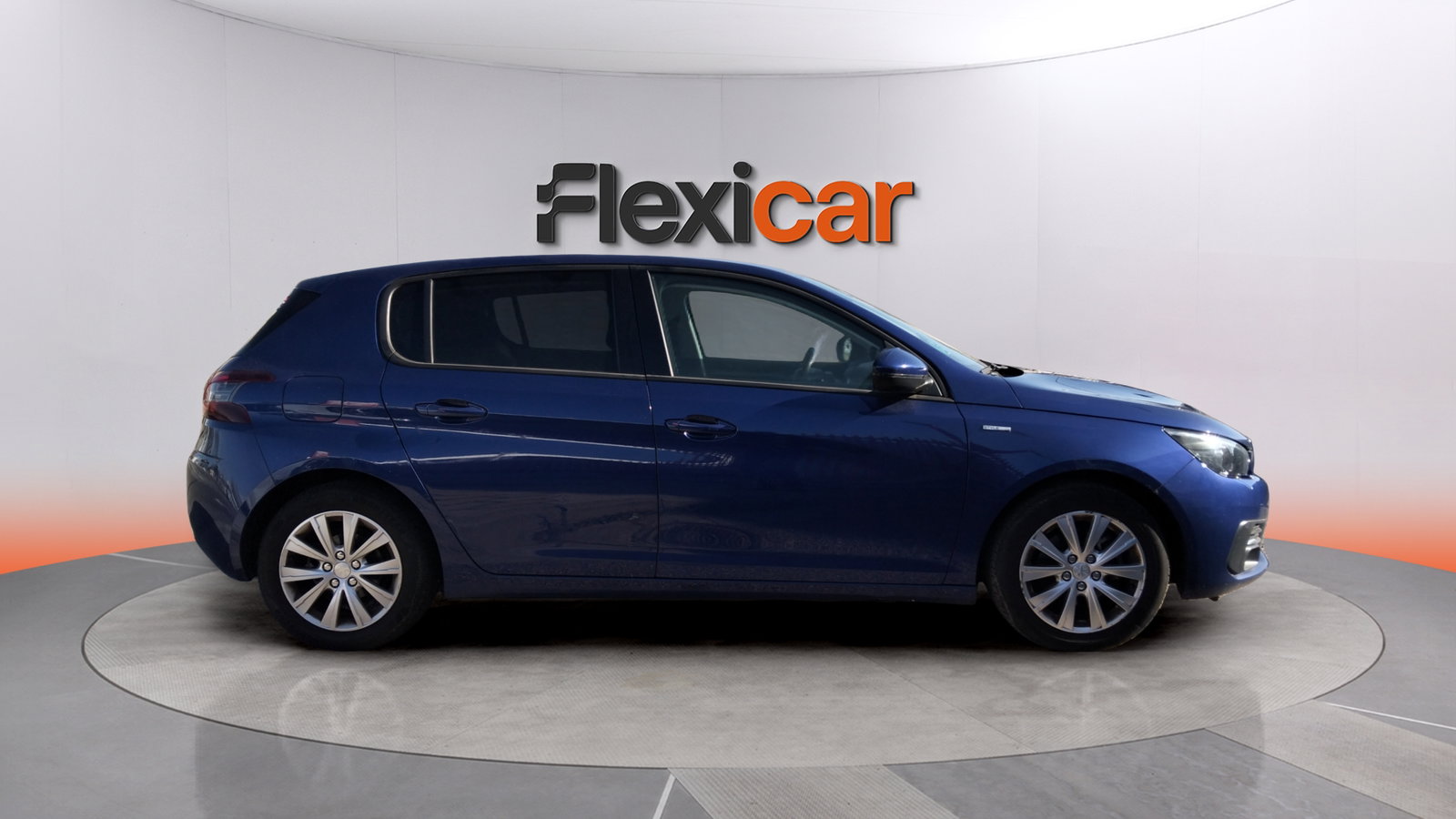 https://cdn-flexicar.caraffinity.it/public_appraisal_images_pro/images/stock/183177/MiDkmOUu1y__img-7ccaeaf2-6c06-402e-b0cf-c4aa488e8455.jpeg