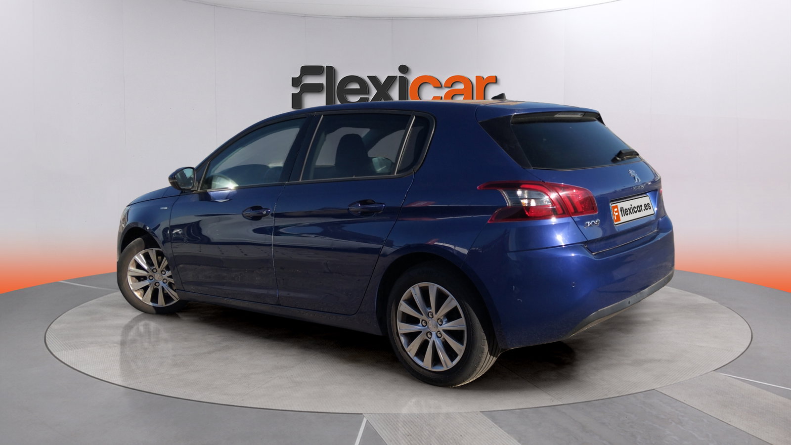 https://cdn-flexicar.caraffinity.it/public_appraisal_images_pro/images/stock/183177/pEy7aeZQgk__img-dd005333-e019-4f4f-8bb9-0a4728683457.jpeg