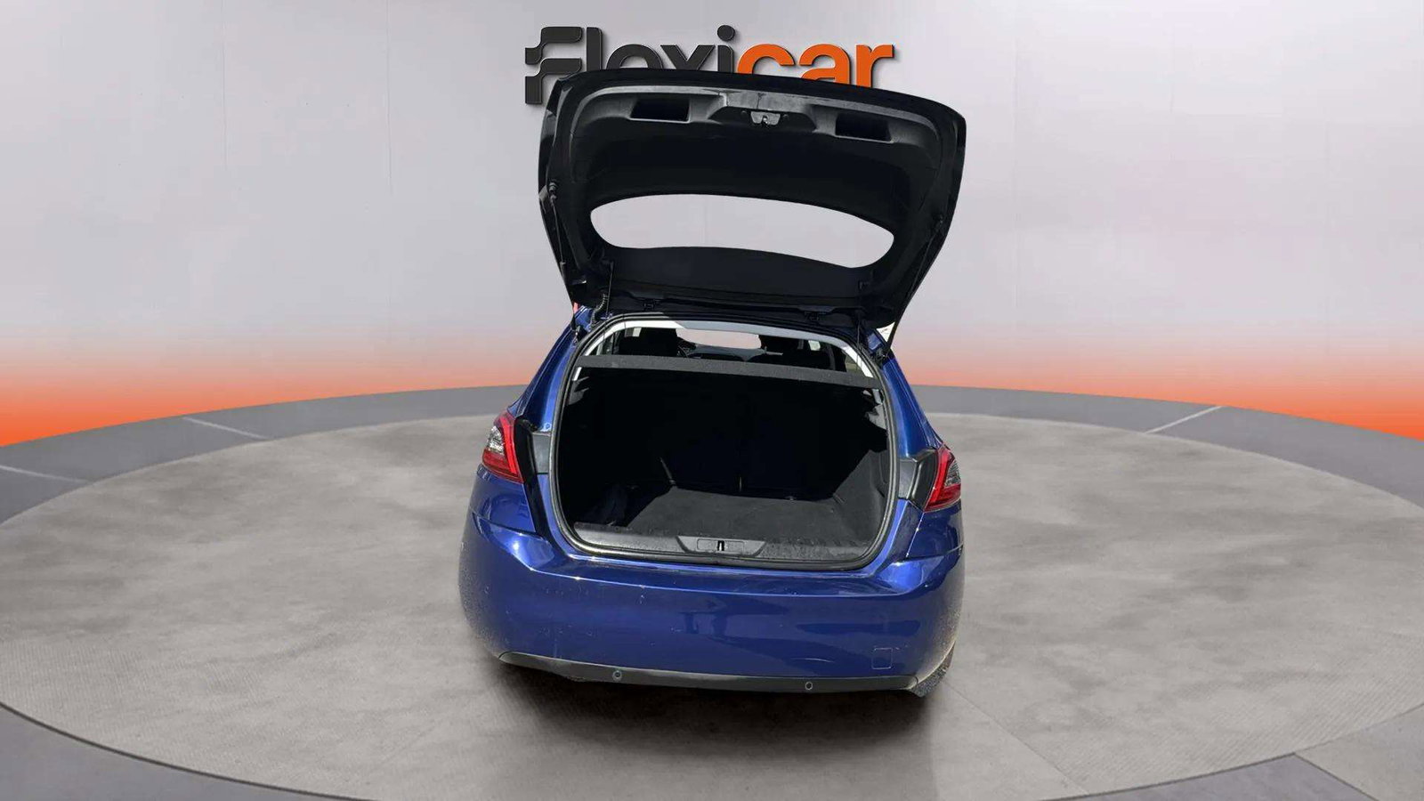 https://cdn-flexicar.caraffinity.it/public_appraisal_images_pro/images/stock/183190/plKwWRjfMk__3811LJF_0aaa181998144aa9ba0a6cd33a32b80a_Interior_16.jpeg.jpg
