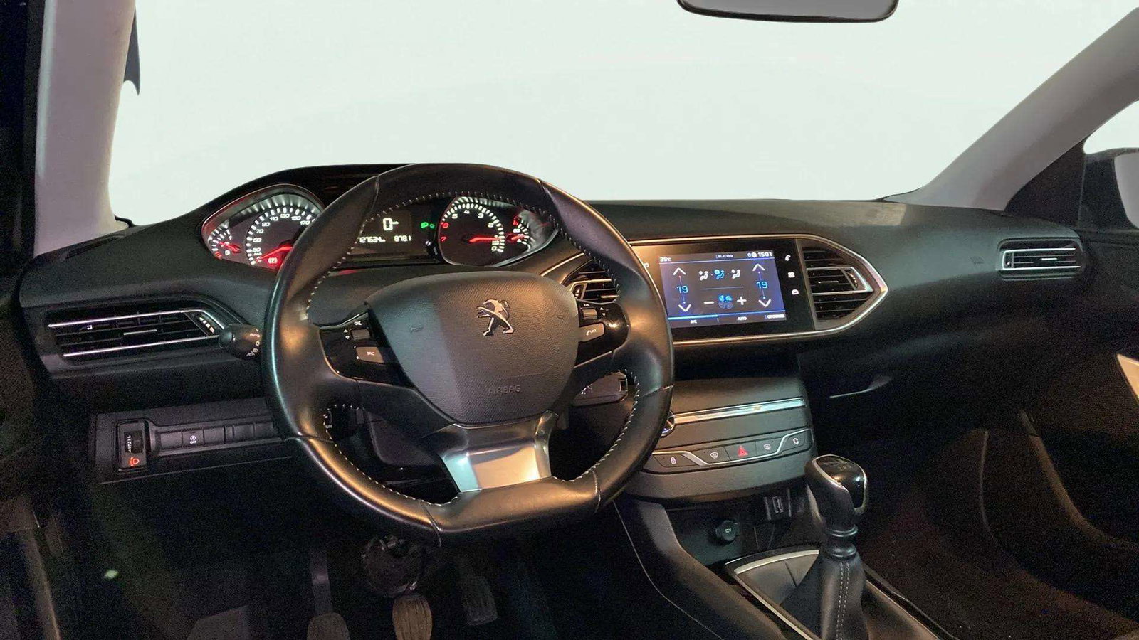 https://cdn-flexicar.caraffinity.it/public_appraisal_images_pro/images/stock/183194/4AiQyComqu__3823LJF_e5516ea9b832476c9c7c9bf9285eb82e_Interior_9.jpeg.jpg