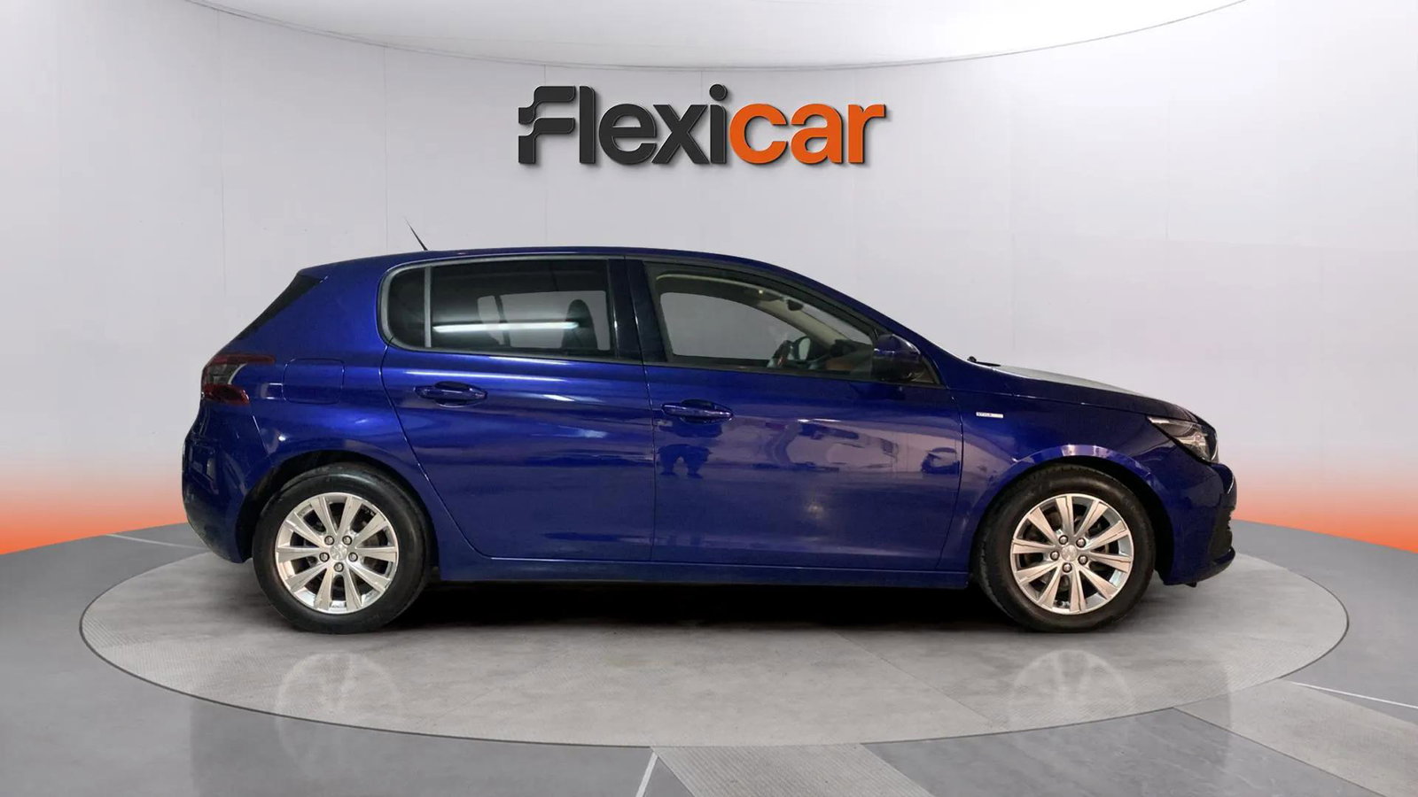 https://cdn-flexicar.caraffinity.it/public_appraisal_images_pro/images/stock/183194/Yn9wZQtxeh__3823LJF_e5516ea9b832476c9c7c9bf9285eb82e_Exterior_6.jpeg.jpg