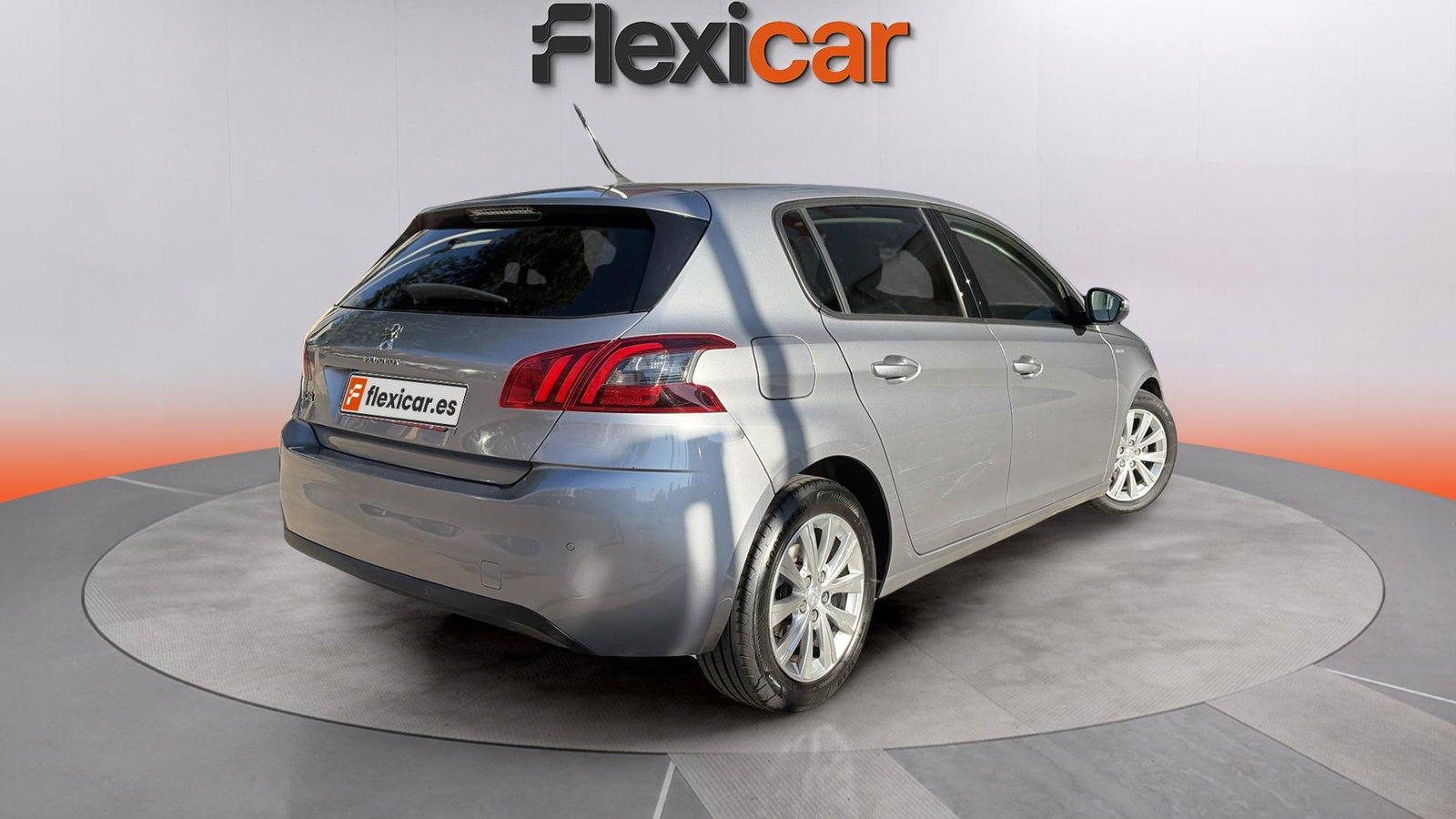 https://cdn-flexicar.caraffinity.it/public_appraisal_images_pro/images/stock/183217/dvZvOu1WHJ__img-280cde11-24c2-455f-b981-d0a65723563e.jpeg
