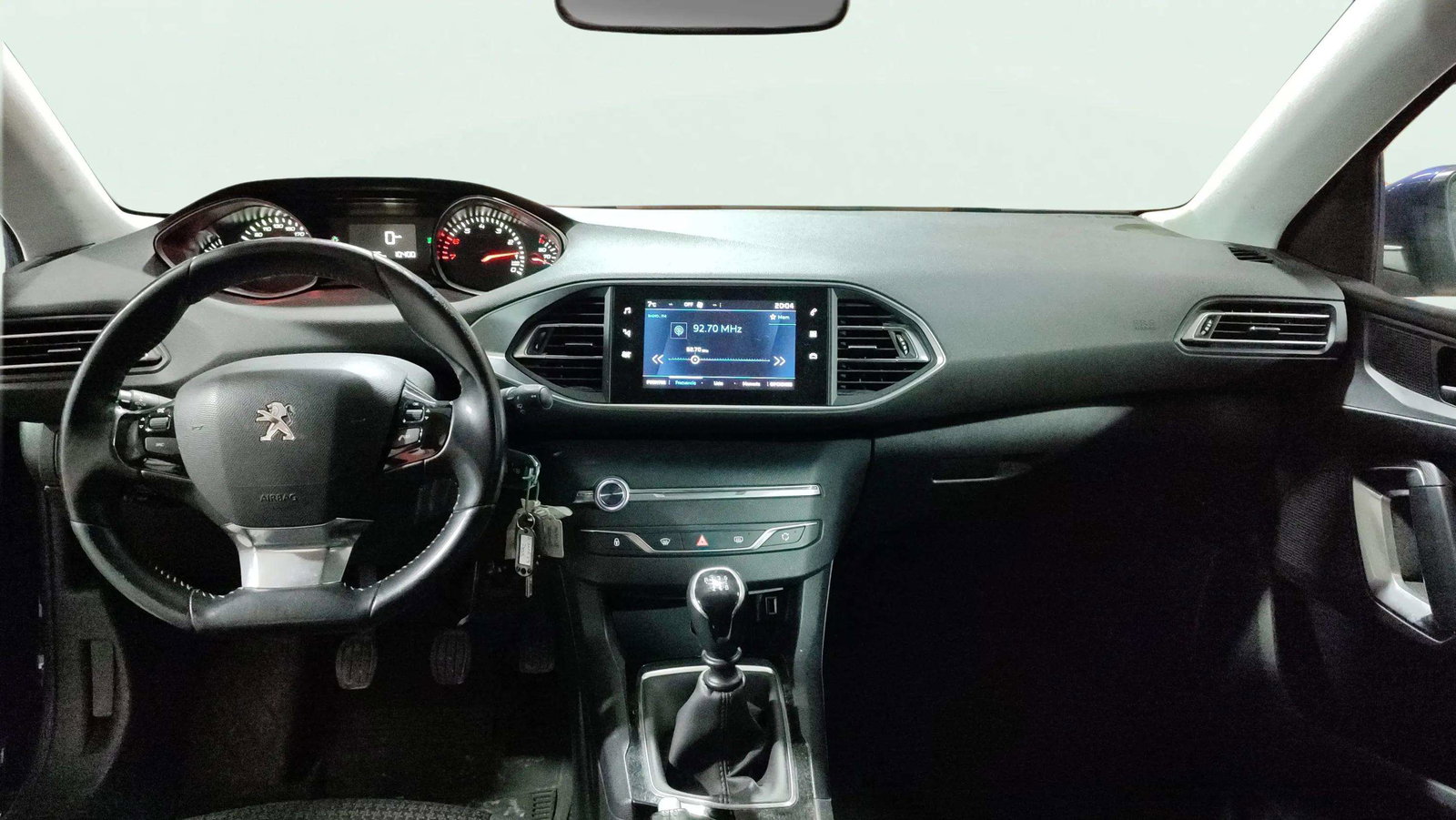 https://cdn-flexicar.caraffinity.it/public_appraisal_images_pro/images/stock/183256/ODd9nG5dG3__3844LJF_d071254093934c21a6949ca82d7f555f_Interior_9.jpg.jpg