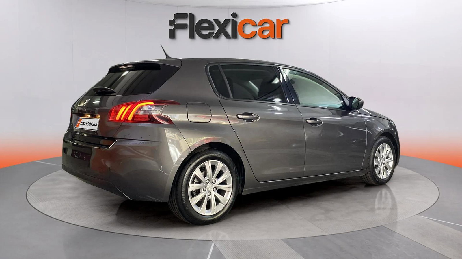 https://cdn-flexicar.caraffinity.it/public_appraisal_images_pro/images/stock/183268/Stld1FrtOW__2580LJF_e9197b4204394989bb6a198406063416_Exterior_5.jpeg.jpg