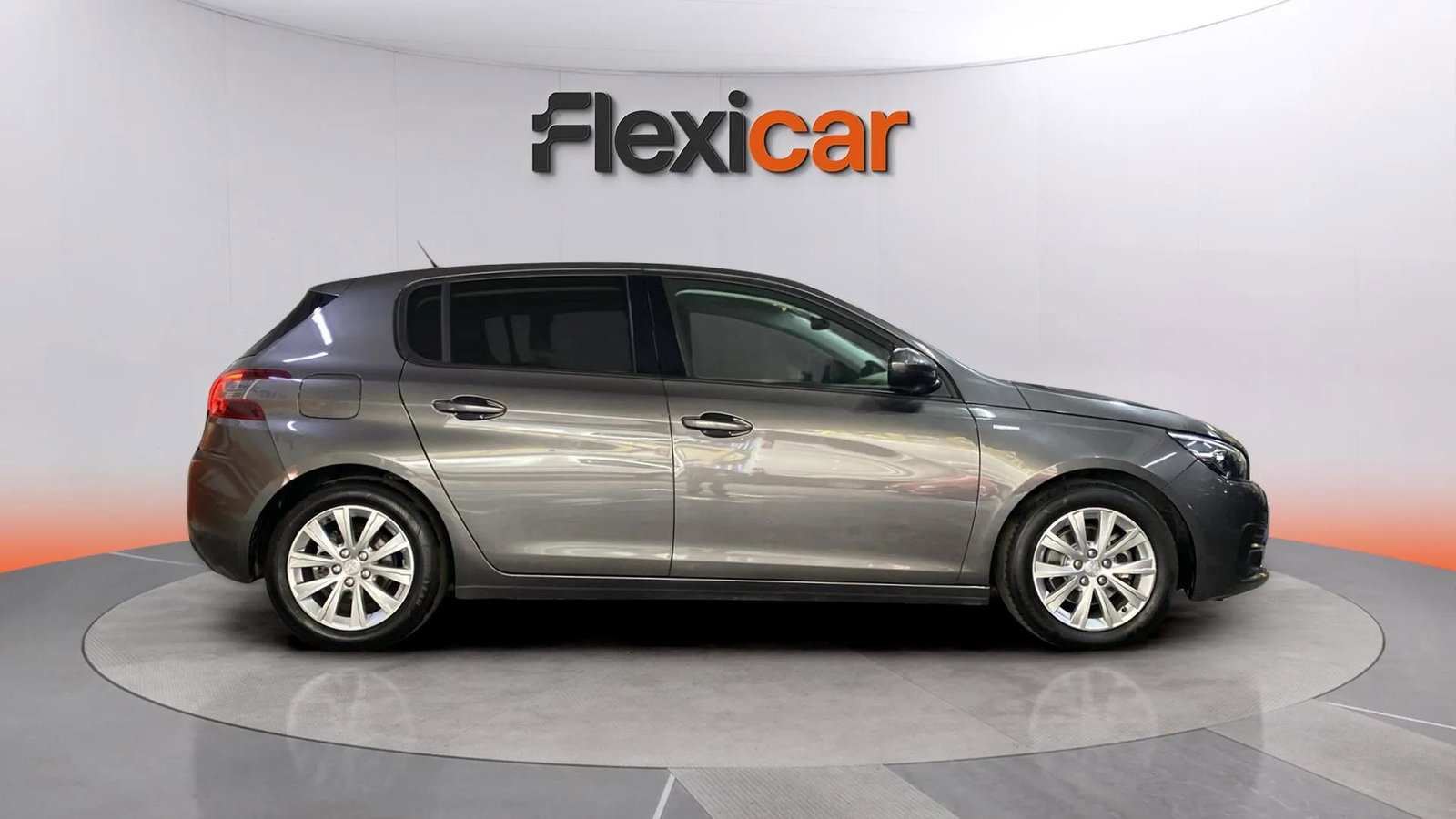 https://cdn-flexicar.caraffinity.it/public_appraisal_images_pro/images/stock/183268/ZTgWhqvbDf__2580LJF_e9197b4204394989bb6a198406063416_Exterior_6.jpeg.jpg