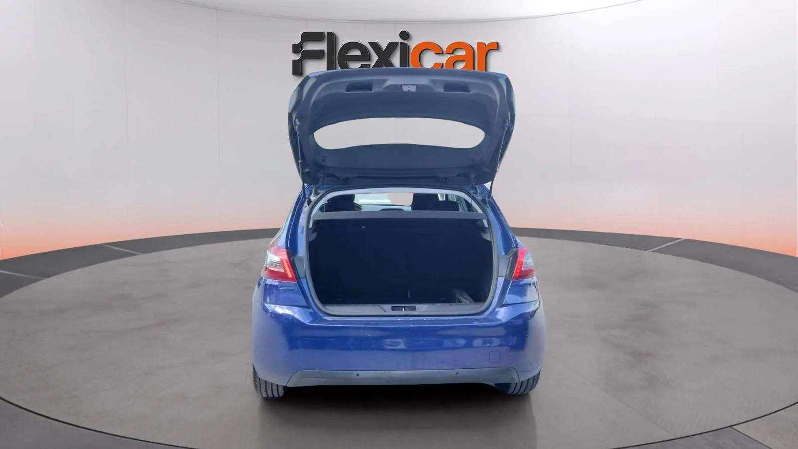 https://cdn-flexicar.caraffinity.it/public_appraisal_images_pro/images/stock/183314/Fge4QQEiEj__IMG-20250925-WA0014.jpg