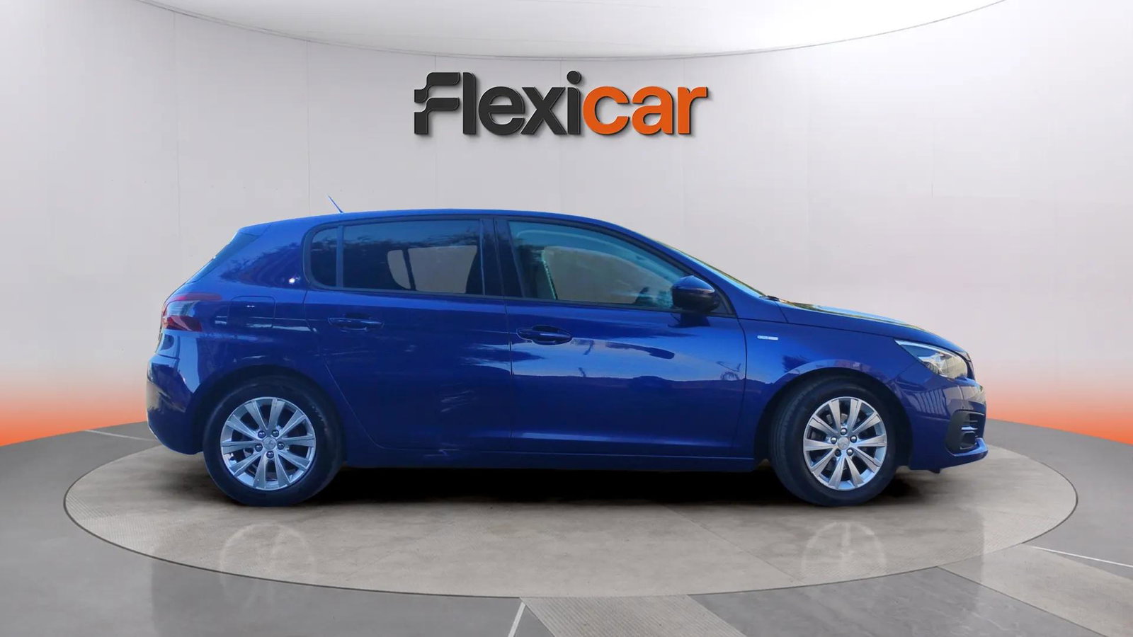https://cdn-flexicar.caraffinity.it/public_appraisal_images_pro/images/stock/183429/pKBaY7WDs3__3848LJF_8aec89aa6c0140c9bcb3d0fa1228d628_Exterior_3.jpg.jpg