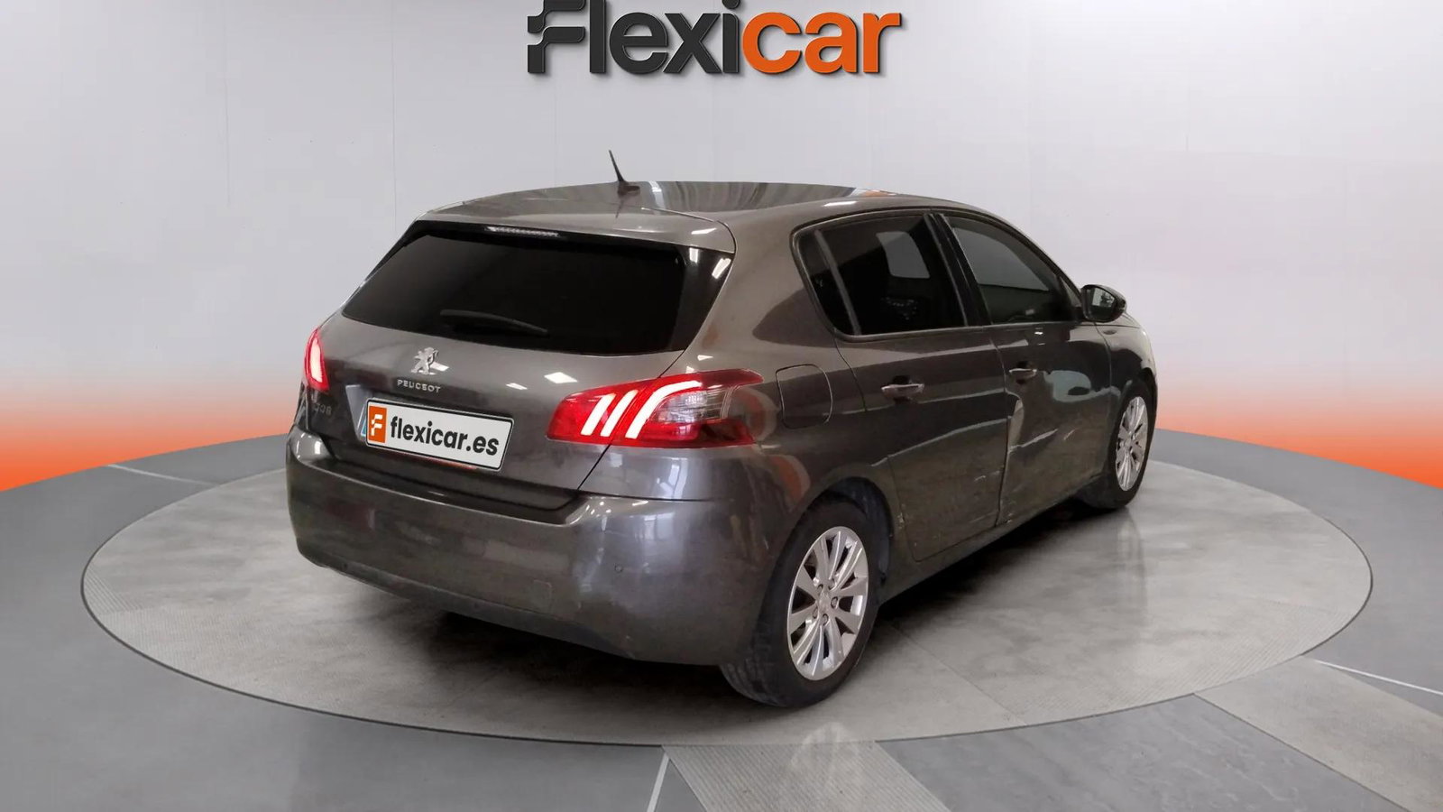 https://cdn-flexicar.caraffinity.it/public_appraisal_images_pro/images/stock/183446/6Sx6Y02SH2__2599LJF_1c6990794c7e4fa2b5296d970ba28d24_Exterior_5.jpg.jpg