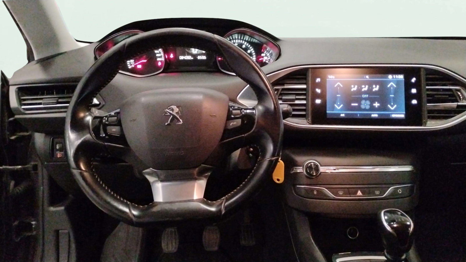 https://cdn-flexicar.caraffinity.it/public_appraisal_images_pro/images/stock/183446/PqxrkpH8bg__2599LJF_1c6990794c7e4fa2b5296d970ba28d24_Interior_9.jpg.jpg