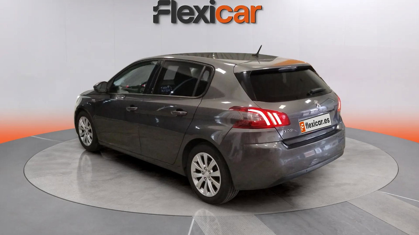 https://cdn-flexicar.caraffinity.it/public_appraisal_images_pro/images/stock/183446/RlVYK3DK7K__2599LJF_1c6990794c7e4fa2b5296d970ba28d24_Exterior_3.jpg.jpg