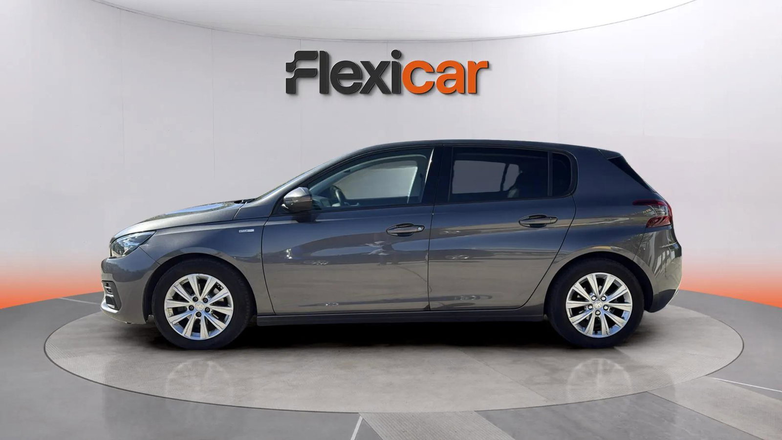 https://cdn-flexicar.caraffinity.it/public_appraisal_images_pro/images/stock/183450/hIm1pa4DUG__2604ljf_bb4e8d6982ad478ebee7818386cf3351_Exterior_2.jpeg.jpg