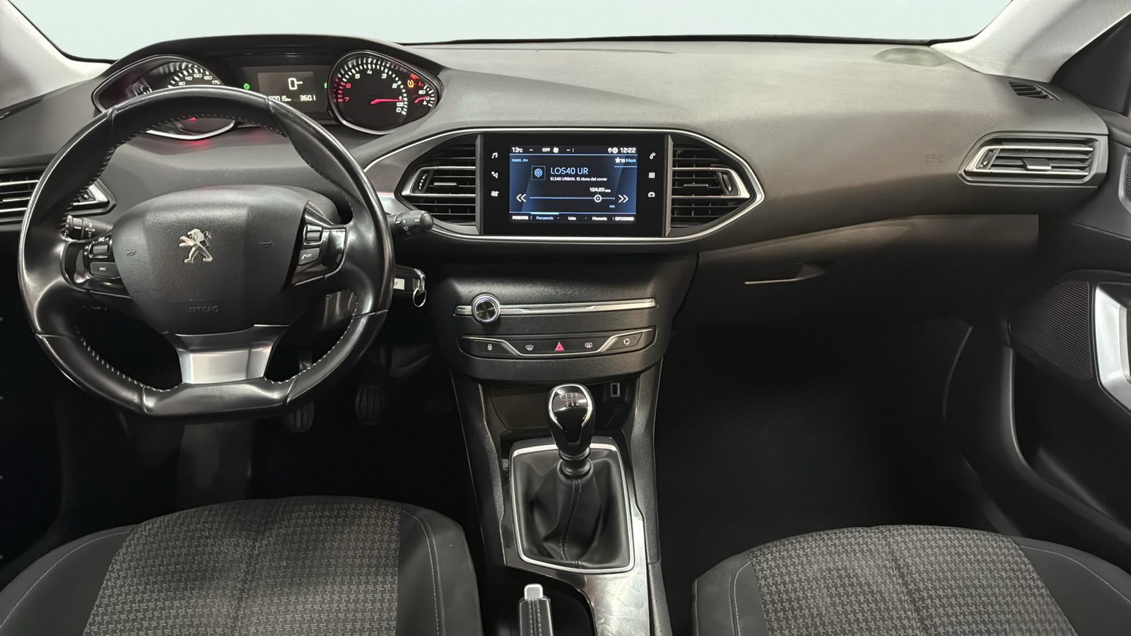 https://cdn-flexicar.caraffinity.it/public_appraisal_images_pro/images/stock/183474/kiJJ8PPafi__img-8b320fa2-21c0-4c73-a18e-80e2b5e43e05.jpeg