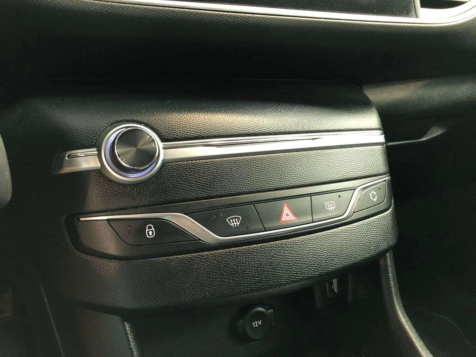 https://cdn-flexicar.caraffinity.it/public_appraisal_images_pro/images/stock/183492/zby7TR0YfM__IMG-20250924-WA0399.jpg