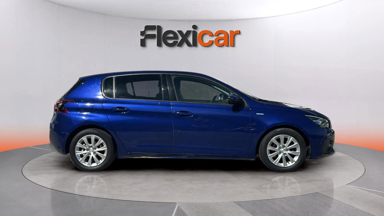 https://cdn-flexicar.caraffinity.it/public_appraisal_images_pro/images/stock/183504/snGCwNsp2g__3849LJF_c5c353fd626d427a9afda28a0228cd7c_Exterior_6.jpeg.jpg