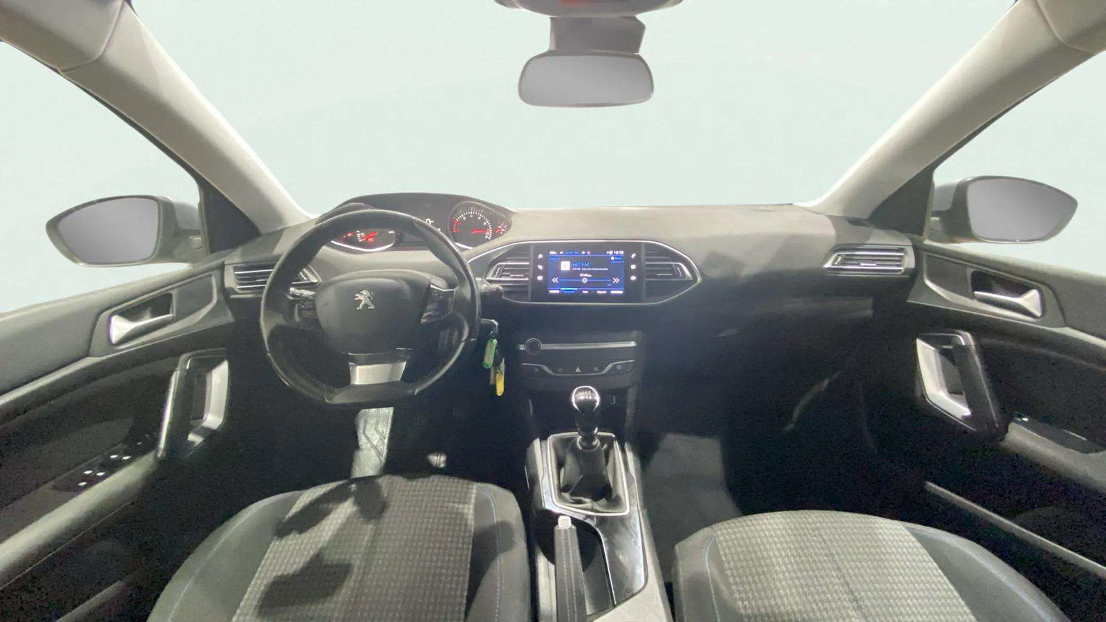 https://cdn-flexicar.caraffinity.it/public_appraisal_images_pro/images/stock/183505/vqgzSpkFAP__5621LHZ_1fb7fd5c857f4087b8f4a86022f6650a_Interior_6.jpeg.jpg