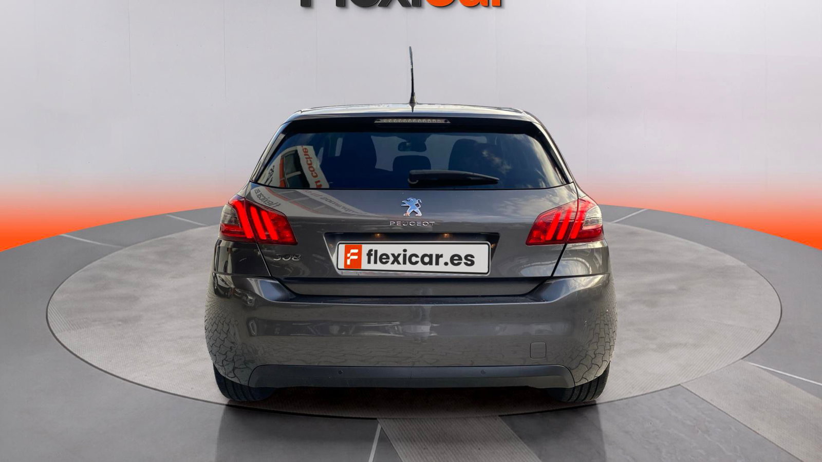 https://cdn-flexicar.caraffinity.it/public_appraisal_images_pro/images/stock/183509/Gegv6lkxKN__IMG-20251004-WA0216.jpg