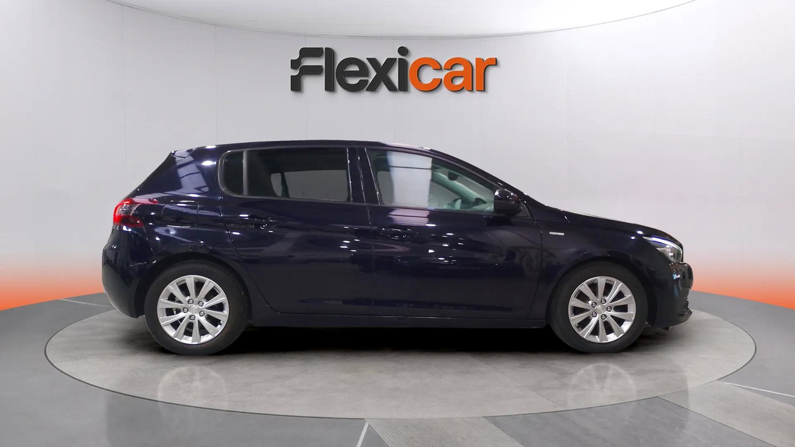 https://cdn-flexicar.caraffinity.it/public_appraisal_images_pro/images/stock/183533/CX2ntPO20O__3859LJF_1d5b0a2dadb4435c83e656f68e695a89_Exterior_3.jpg.jpg