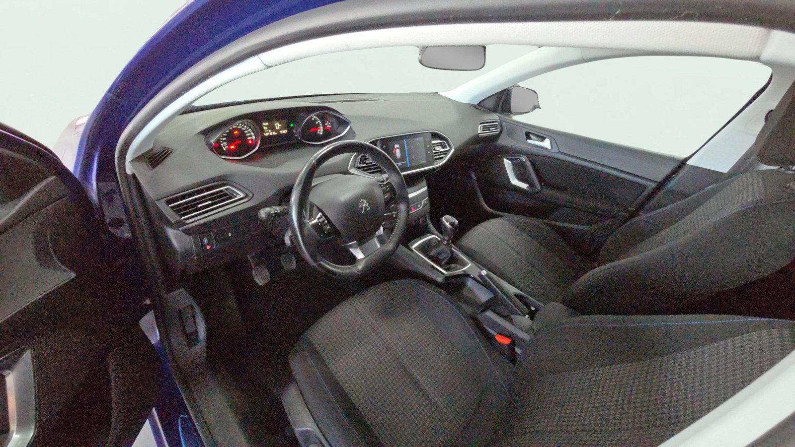 https://cdn-flexicar.caraffinity.it/public_appraisal_images_pro/images/stock/183576/QXZClsP6ZR__3820LJF_8f991affde594dde86a83a069b4a4d0c_Interior_9.jpg.jpg
