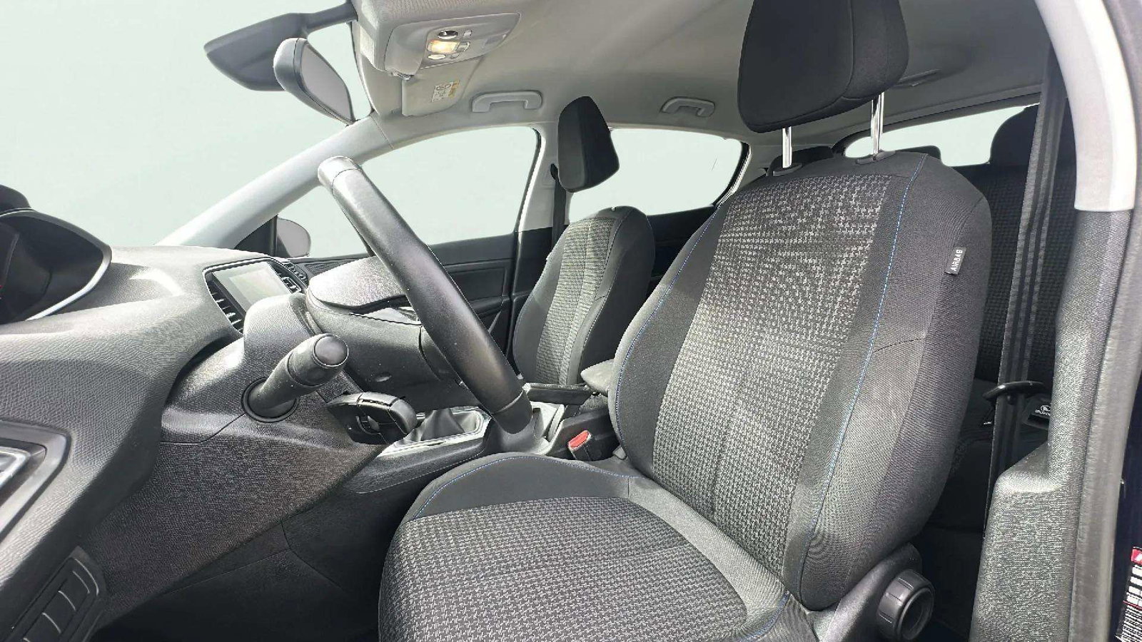 https://cdn-flexicar.caraffinity.it/public_appraisal_images_pro/images/stock/183601/HABm24kb4V__3825LJF_c667177ff2bb43b290abb0b4d33584fa_Miscellaneous_23.jpeg.jpg