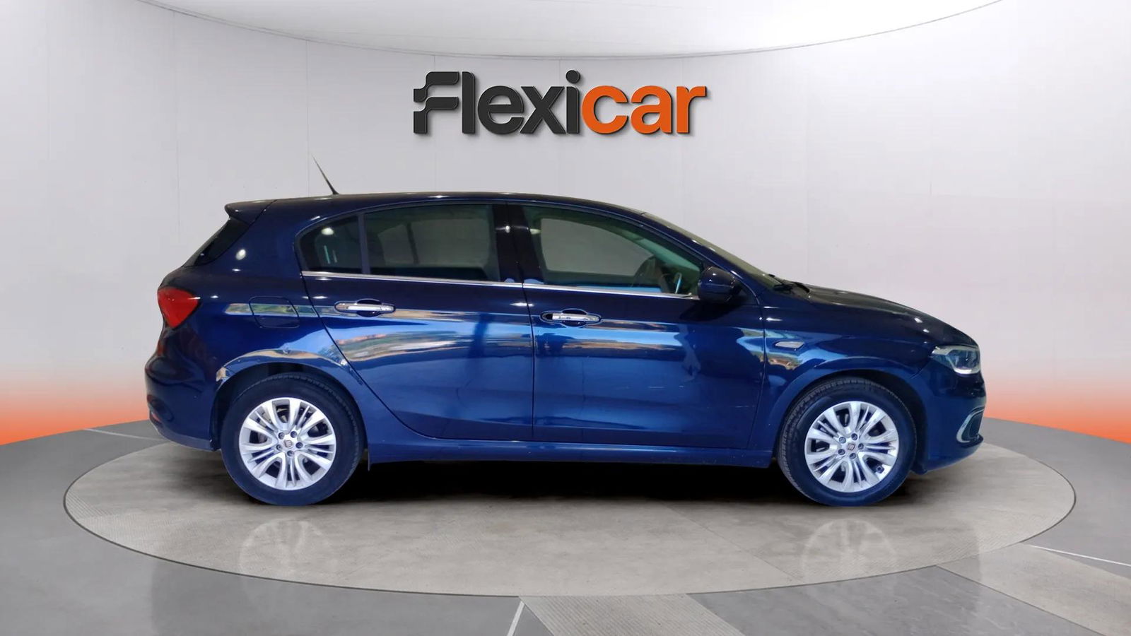 https://cdn-flexicar.caraffinity.it/public_appraisal_images_pro/images/stock/183719/W5Fm6Bs36O__7173KHW_d159fb472f844899bb765538a9fdc8a2_Exterior_3.jpg.jpg