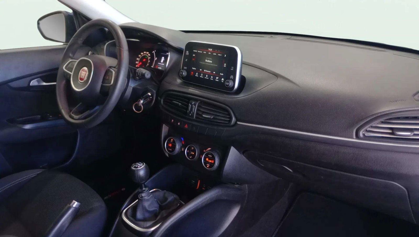 https://cdn-flexicar.caraffinity.it/public_appraisal_images_pro/images/stock/183719/iCLXiIAuIL__7173KHW_d159fb472f844899bb765538a9fdc8a2_Interior_10.jpg.jpg