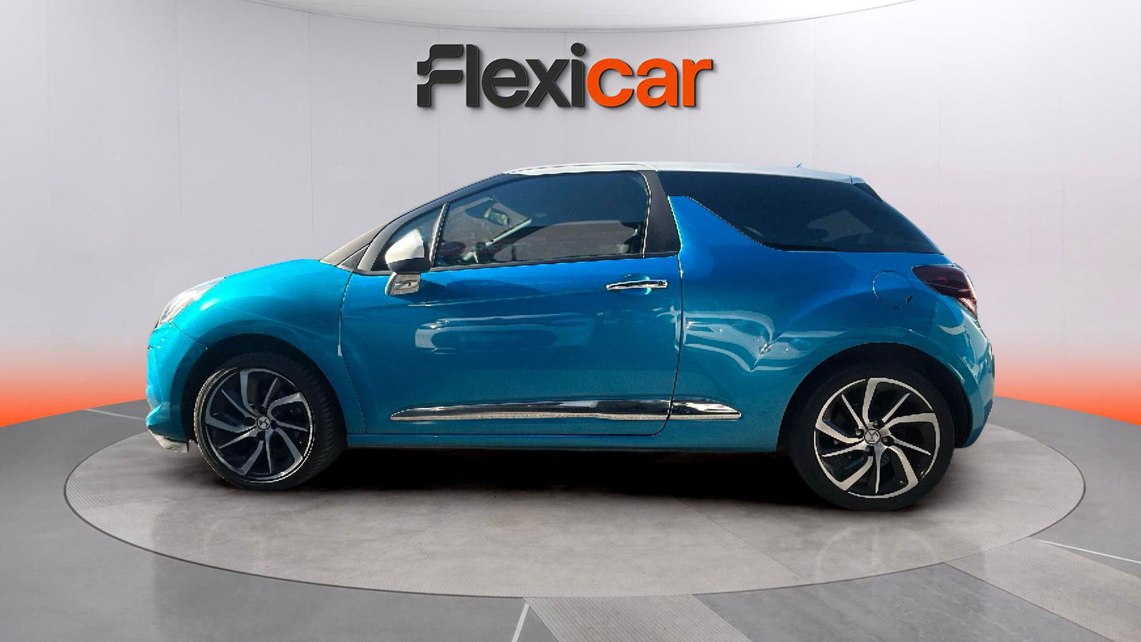 https://cdn-flexicar.caraffinity.it/public_appraisal_images_pro/images/stock/183846/gKC0fRxFy0__IMG-20250919-WA0175.jpg