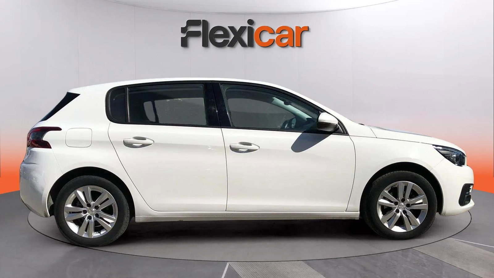 https://cdn-flexicar.caraffinity.it/public_appraisal_images_pro/images/stock/184606/2xi4jgi6WK__IMG-20250916-WA0293.jpg