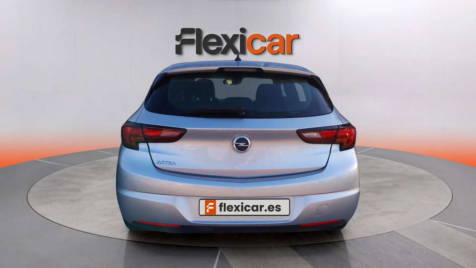 https://cdn-flexicar.caraffinity.it/public_appraisal_images_pro/images/stock/184658/t1CwMnCEl7__W0VBF6ES3LG040403_3a9bb5ecf3f24372a610dcccb18cb2c8_Exterior_4.jpg.jpg