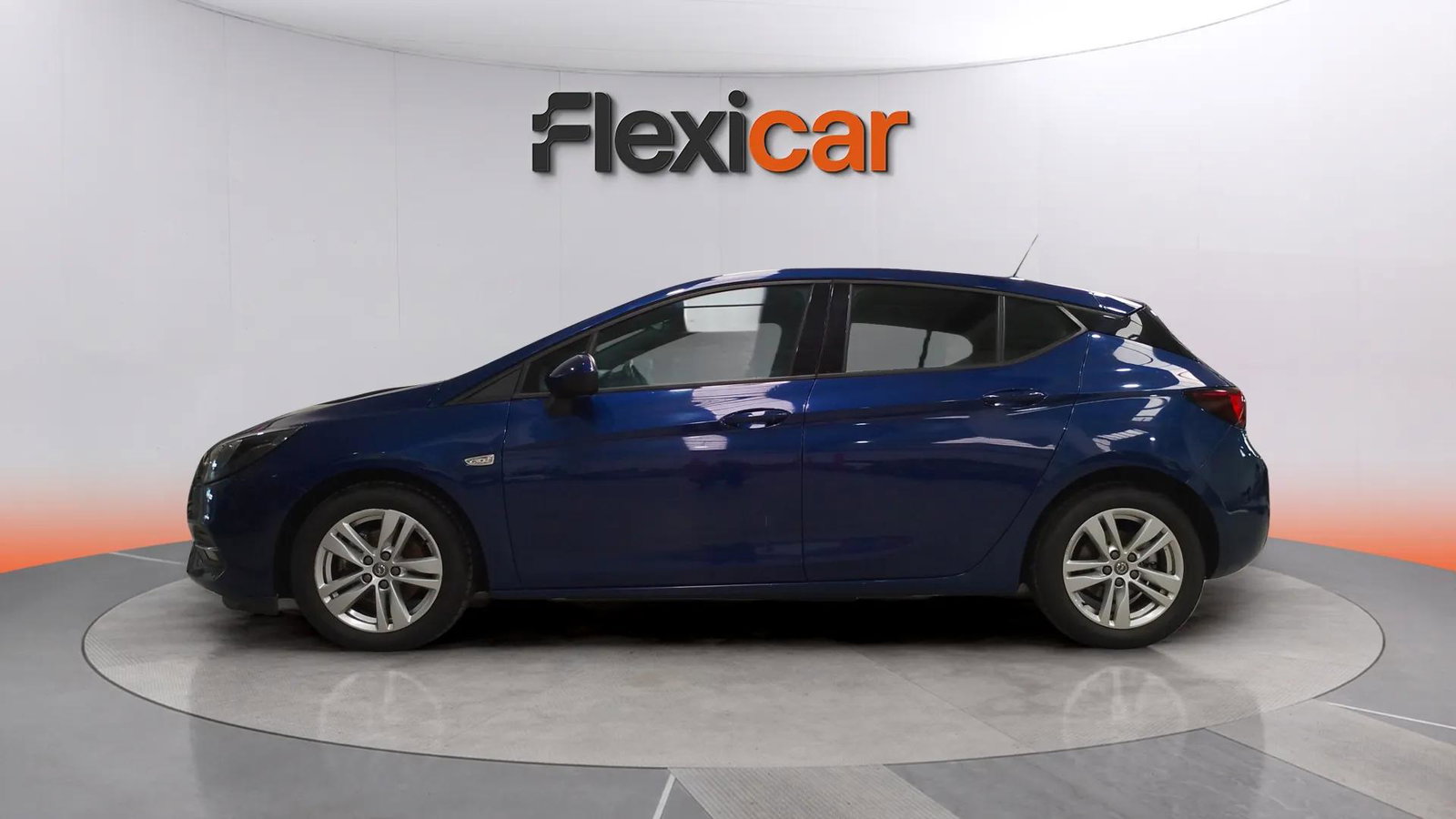 https://cdn-flexicar.caraffinity.it/public_appraisal_images_pro/images/stock/184686/tZD6sSfl35__0046LHW_77548f41484540a5a8fd27a6b352cbee_Exterior_5.jpg.jpg